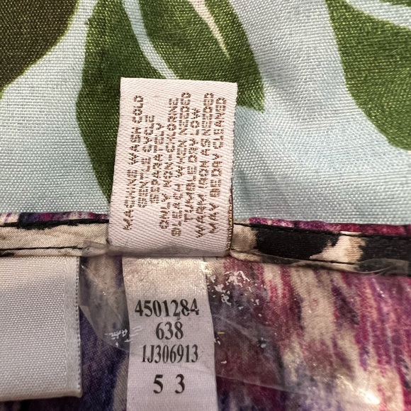 New Chico’s Classy Blouse - Picture 9 of 12